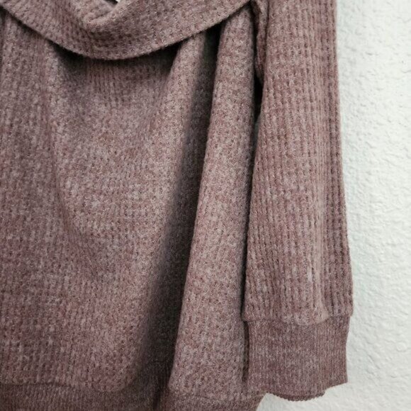 Torrid Brushed Waffle Off Shoulder Long Sleeve Top in Deep Taupe Women's Size 3X - Picture 4 of 11